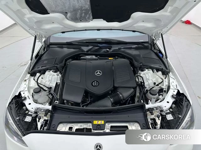 Mercedes-Benz Class C 2024 Белый из Китая, фото 4