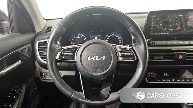 Kia Seltos 2021 Черный из Кореи, фото 4