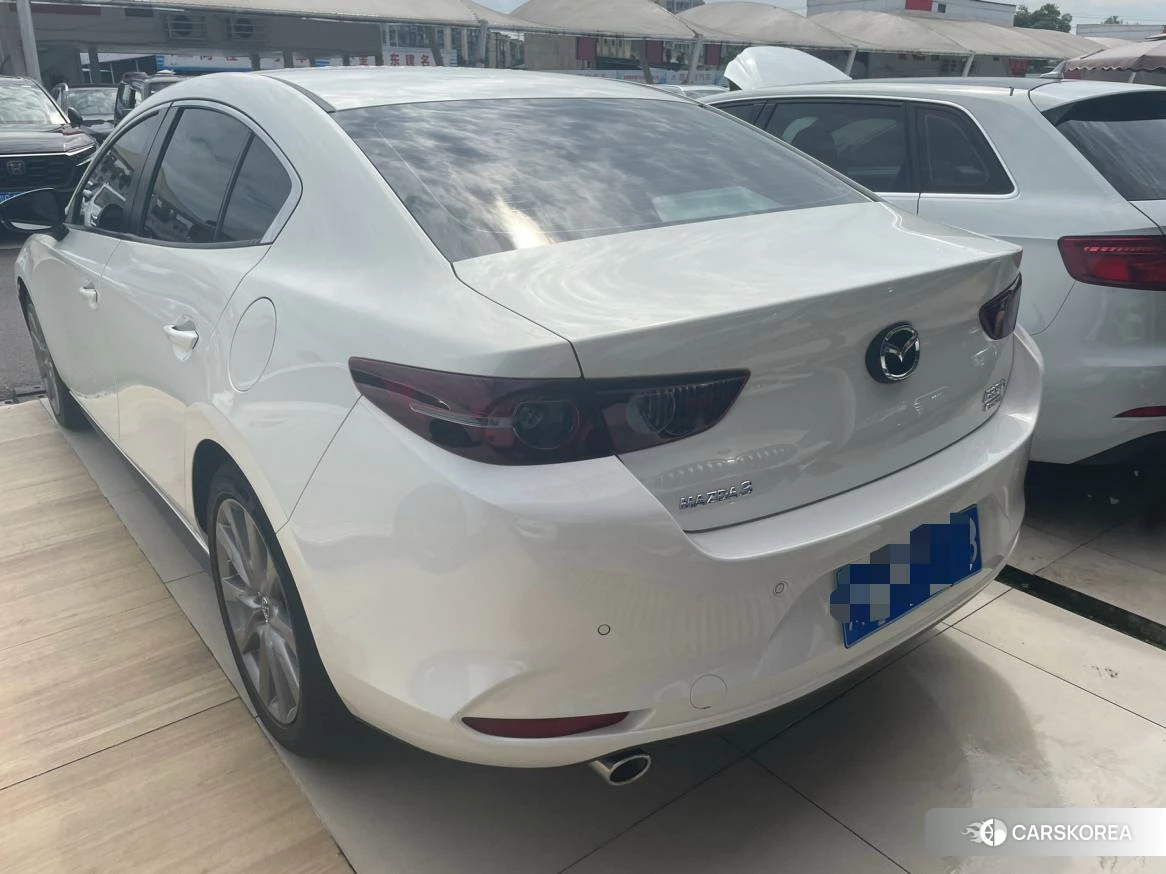 Mazda 3 2021 Белый из Китая, фото 4