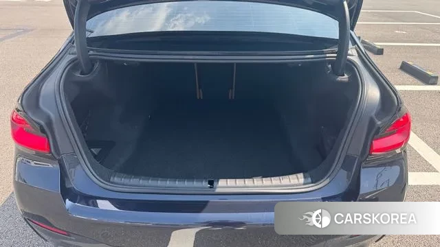BMW 5 Series (G30) 2021 Черный из Кореи, фото 4