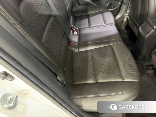 Hyundai Avante AD 2018 Белый из Кореи, фото 4