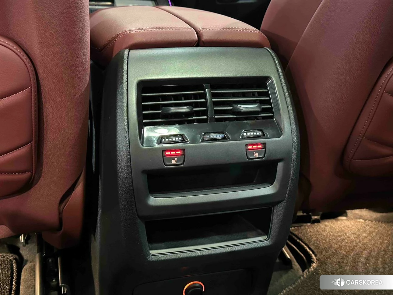 BMW X5 2026 Черный из Китая, фото 4
