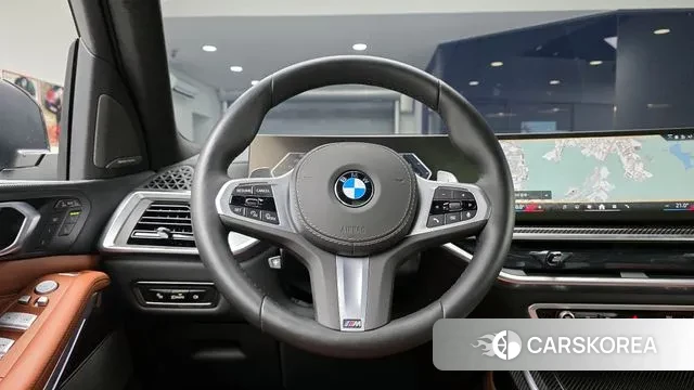 BMW X7 (G07) 2025 Белый из Кореи, фото 4