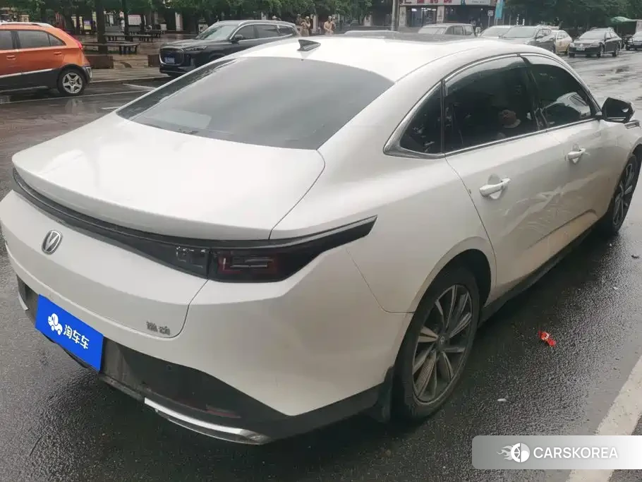 Chang'an Yidong 2025 Белый из Китая, фото 4