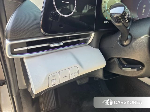 Hyundai Avante (CN7) 2020 Серебристо-серый из Кореи, фото 4