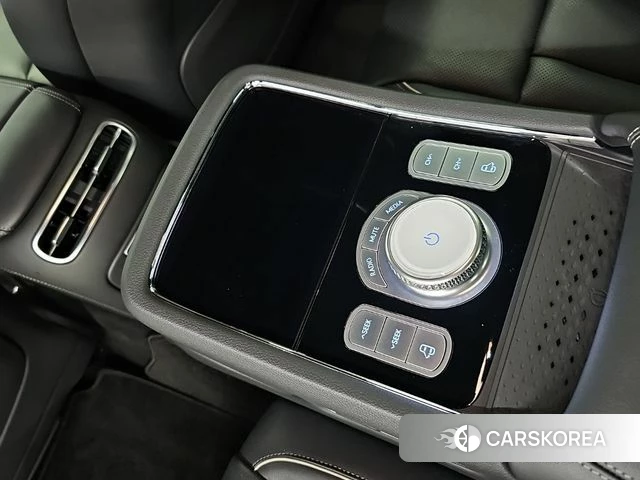 Genesis G90 (RS4) 2022 Черный из Кореи, фото 4