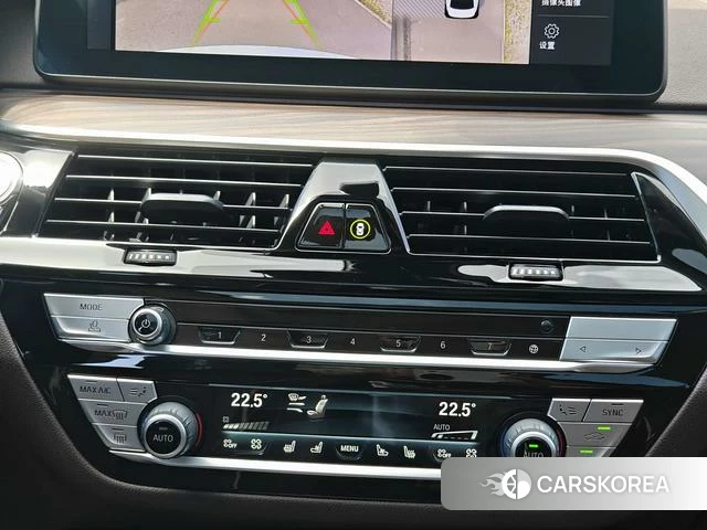 BMW 5 series 2021 Белый из Китая, фото 4