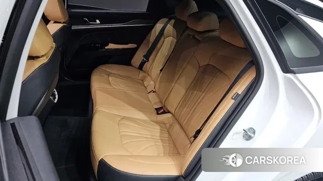 Kia K5 3rd generation 2023 Белый из Кореи, фото 4