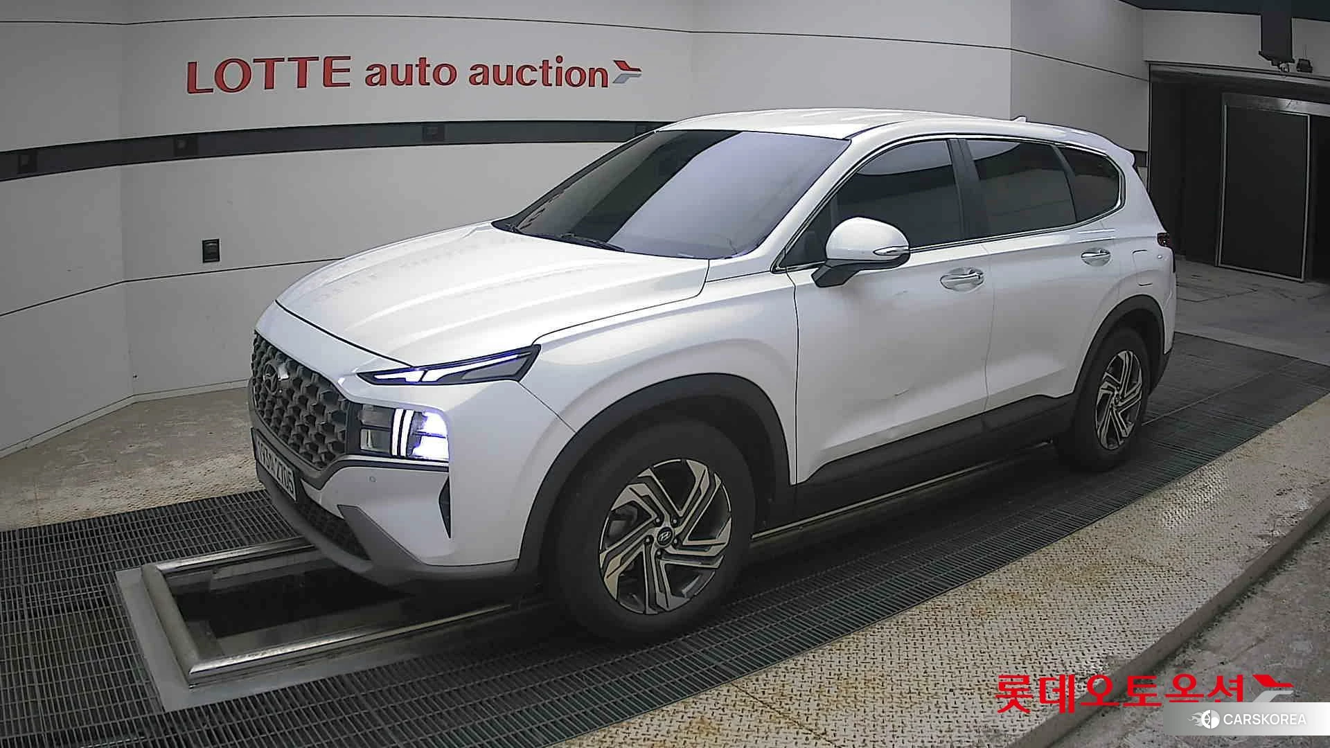 Hyundai Santa Fe 2022 Creamy White Pearl (optional) из Кореи, фото 4