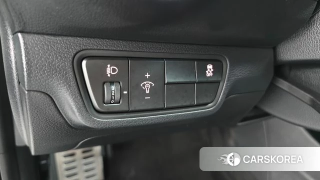 Kia The New K3 2nd generation 2023 Белый из Кореи, фото 4
