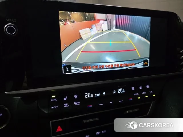 Toyota Camry (XV80) 2025 Песочный из Кореи, фото 4