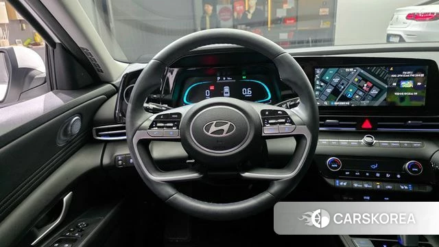 Hyundai The New Avante (CN7) 2024 Белый из Кореи, фото 4