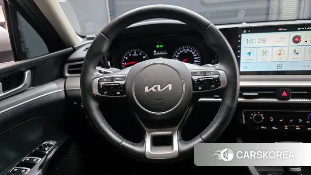 Kia K5 3rd generation 2022 Серебряный из Кореи, фото 4
