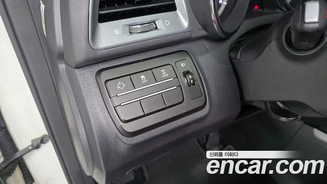 Ssangyong Tivoli Armor 2018 Белый из Кореи, фото 4