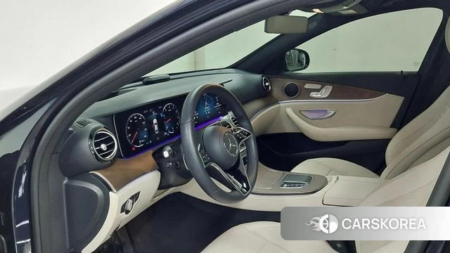 Mercedes-Benz E-Class W213 2023 Синий из Кореи, фото 4