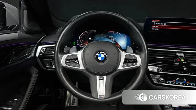 BMW 5 Series (G30) 2022 Серебристо-серый из Кореи, фото 4