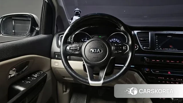 Kia The New Carnival 2019 Серебряный из Кореи, фото 4
