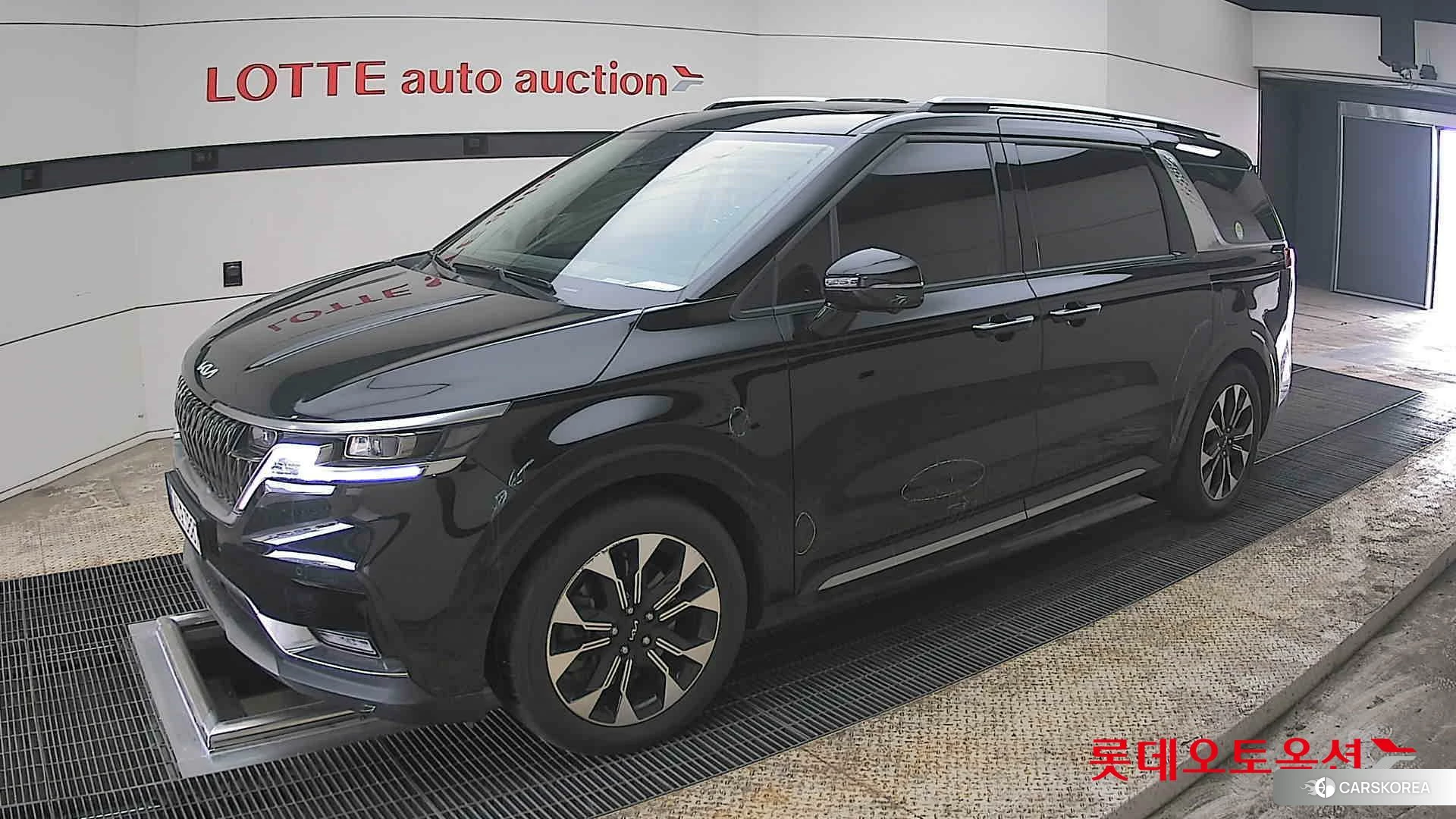 Kia Carnival 2022 Черный из Кореи, фото 4