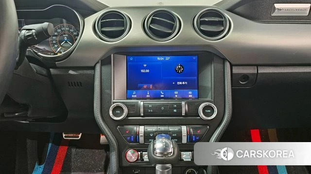 Ford Mustang 2023 Черный из Кореи, фото 4