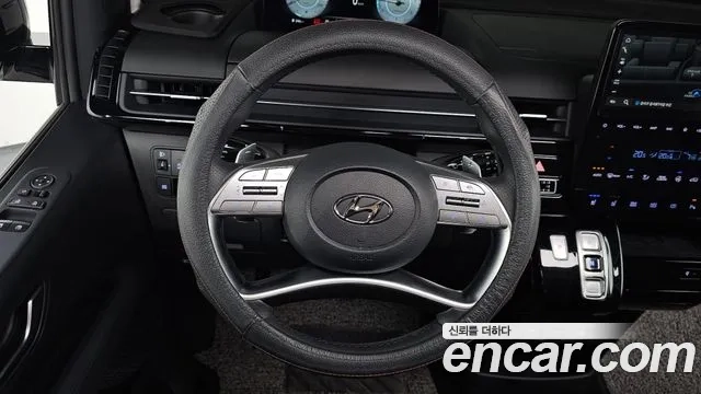 Hyundai Staria 2023 Белый из Кореи, фото 4