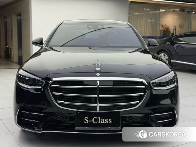 Mercedes-Benz S-class 2024 Черный из Китая, фото 4