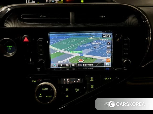 Toyota Prius C 2019 Жемчужный цвет из Кореи, фото 4
