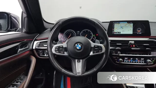 BMW 5 Series (G30) 2018 Черный из Кореи, фото 4