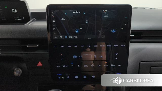 Hyundai Staria 2023 Желтый из Кореи, фото 4
