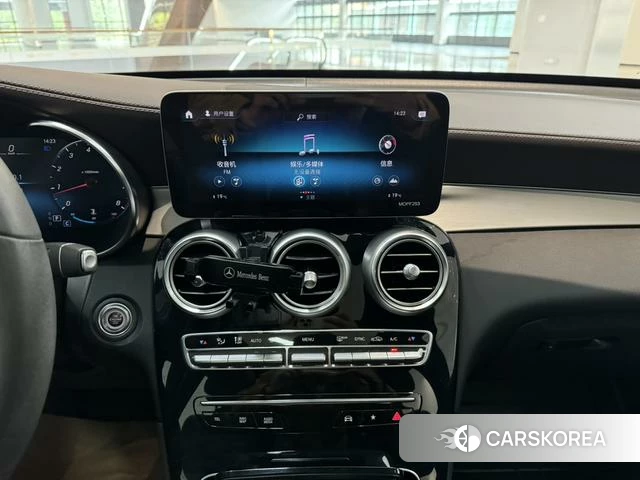Mercedes-Benz GLC 2021 Черный из Китая, фото 4