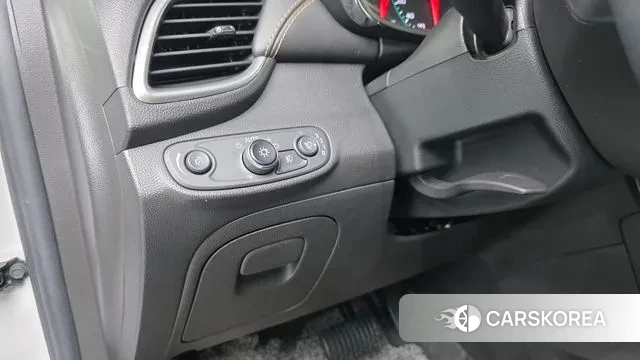 Chevrolet (GM Daewoo) The New Trax 2019 Белый из Кореи, фото 4