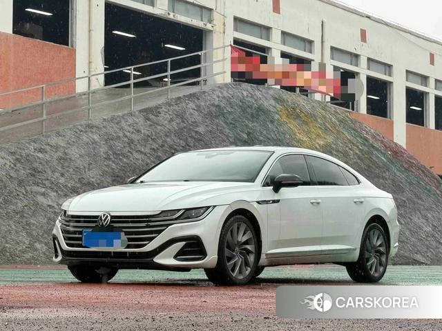 Volkswagen CC 2023 Белый из Китая, фото 4
