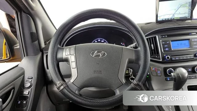 Hyundai The New Grand Starex 2018 Желтый из Кореи, фото 4