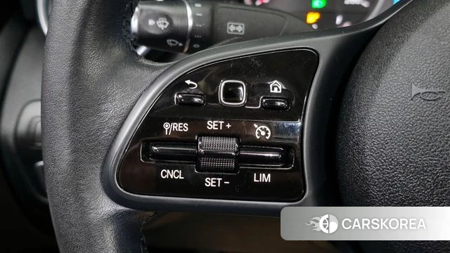 Mercedes-Benz C-Class W205 2020 Белый из Кореи, фото 4