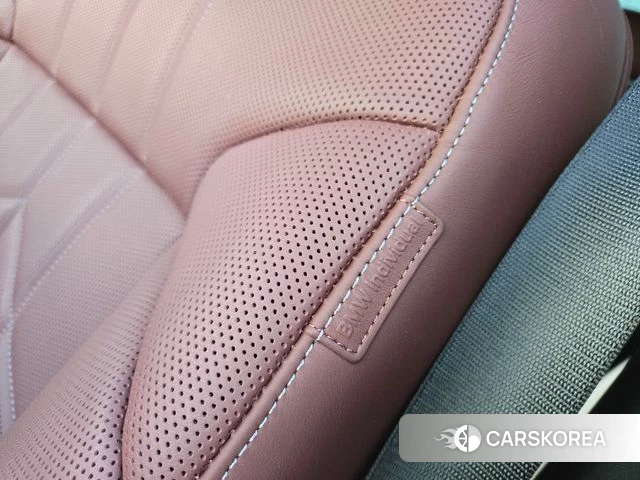 BMW 7 Series (G70) 2025 Черный из Кореи, фото 4