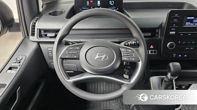 Hyundai Staria 2024 Серебристо-серый из Кореи, фото 4