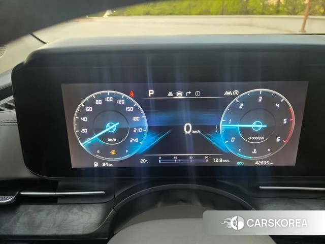 Kia Carnival 4th generation 2023 Белый из Кореи, фото 4