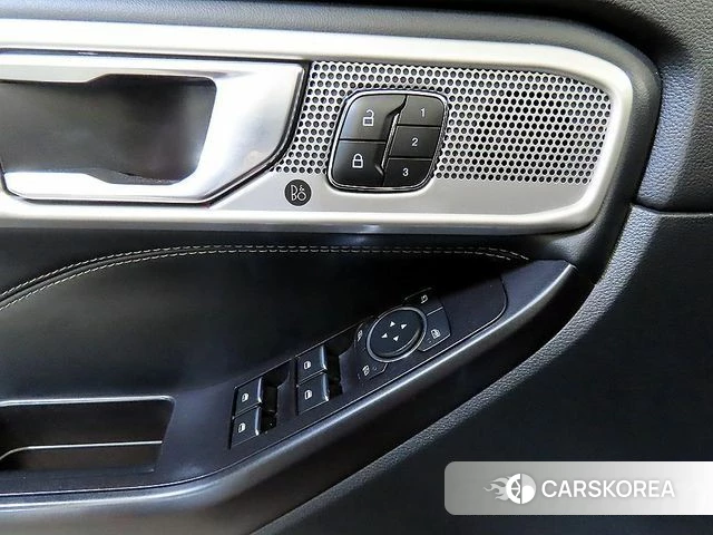 Ford Explorer 6th Generation 2020 Белый из Кореи, фото 4