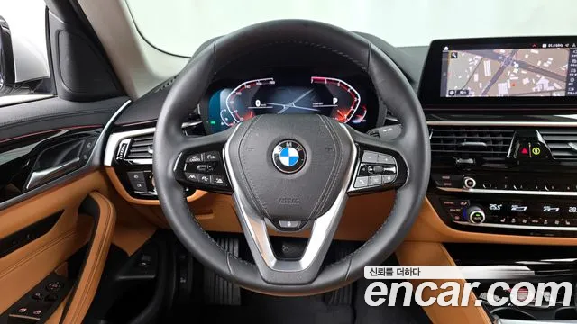 BMW 5 Series (G30) 2020 Серебристо-серый из Кореи, фото 4