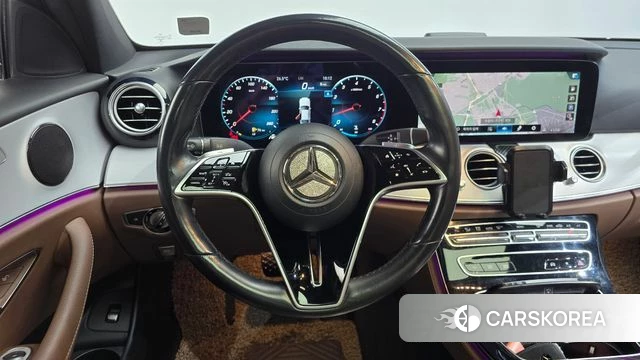Mercedes-Benz E-Class W213 2020 Серебристо-серый из Кореи, фото 4