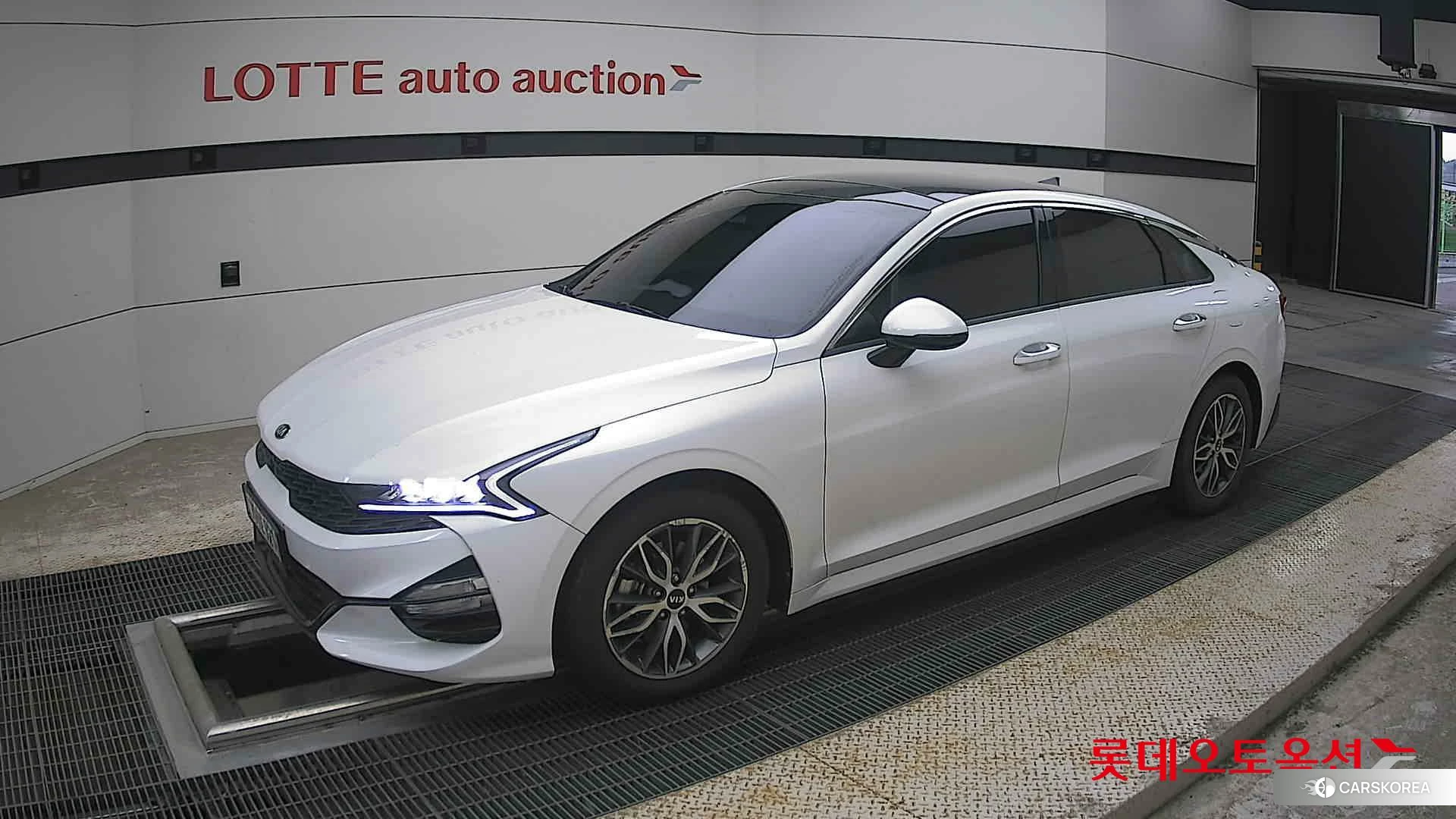 Kia K5 2020 Snow White Pearl из Кореи, фото 4
