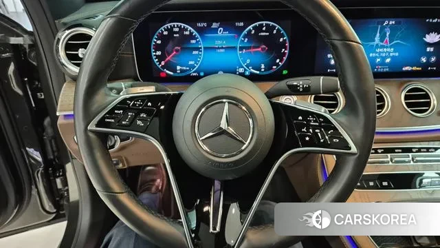 Mercedes-Benz E-Class W213 2021 Серый из Кореи, фото 4