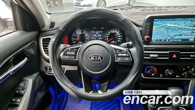 Kia Seltos 2019 Белый из Кореи, фото 4
