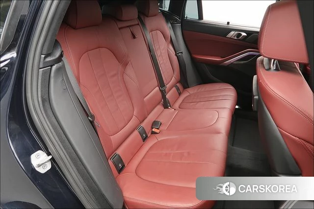 BMW X6 (G06) 2021 Черный из Кореи, фото 4