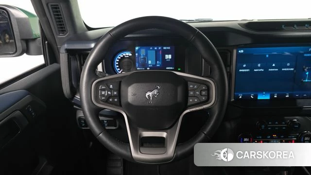 Ford Bronco 6th Generation 2023 Зеленый из Кореи, фото 4