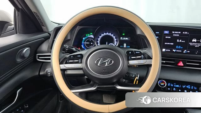 Hyundai Avante Hybrid (CN7) 2022 Серебристо-серый из Кореи, фото 4