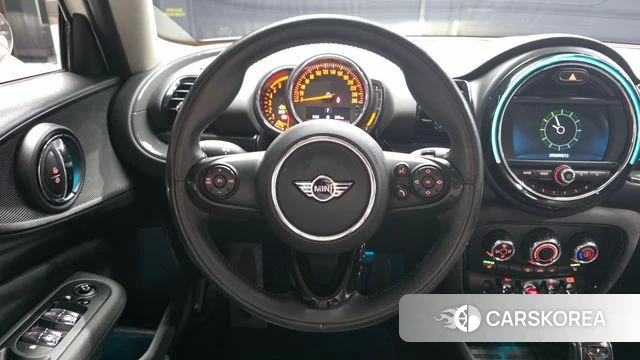 Mini Cooper D Clubman 2019 Жемчужный цвет из Кореи, фото 4
