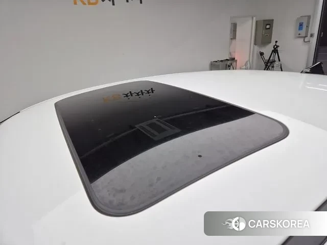 Hyundai The New Avante (CN7) 2023 Белый из Кореи, фото 4