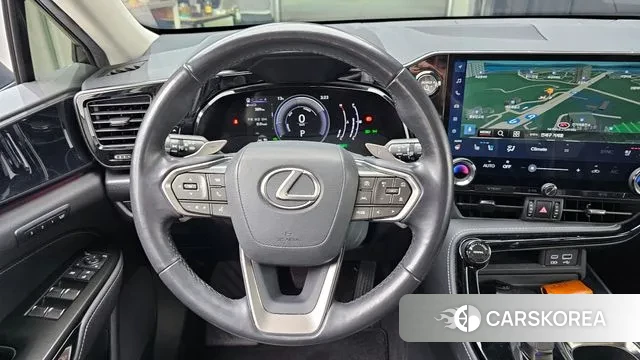 Lexus NX350h Second generation 2022 Черный из Кореи, фото 4