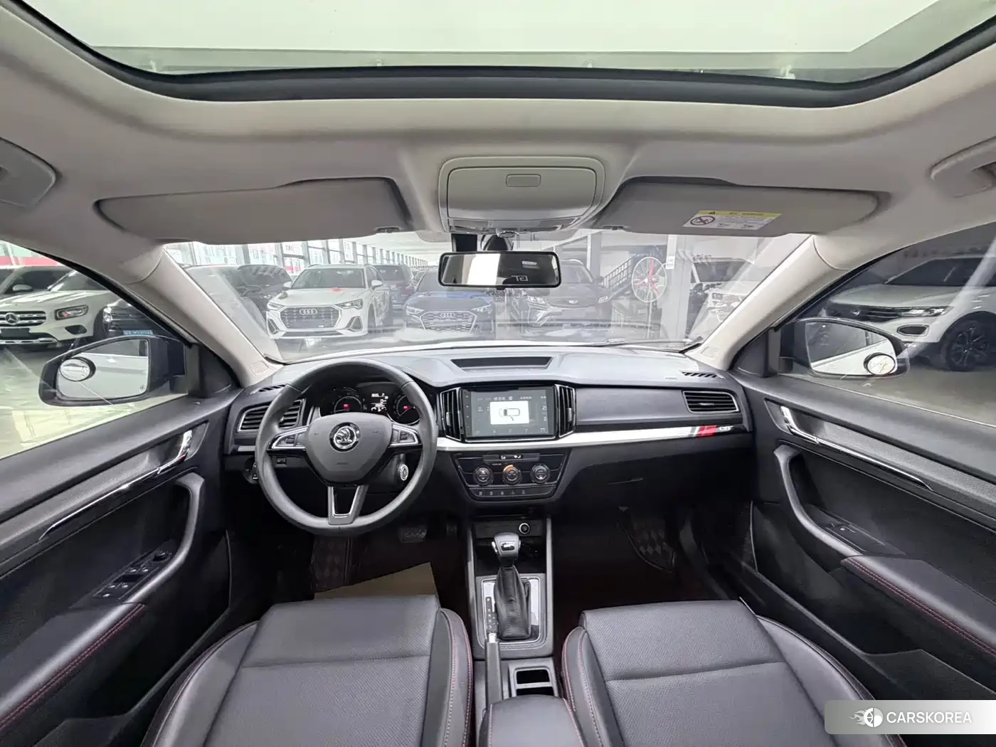 Skoda Komick 2024 Белый из Китая, фото 4