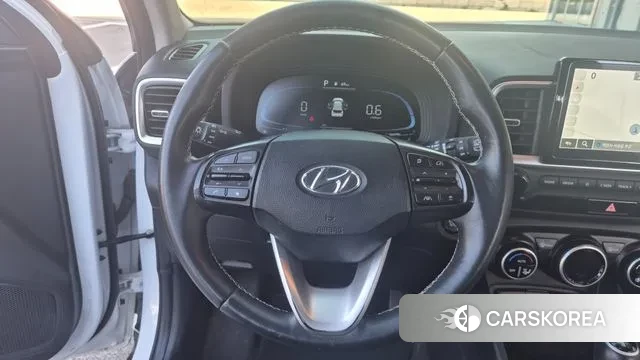 Hyundai Venue 2023 Белый из Кореи, фото 4